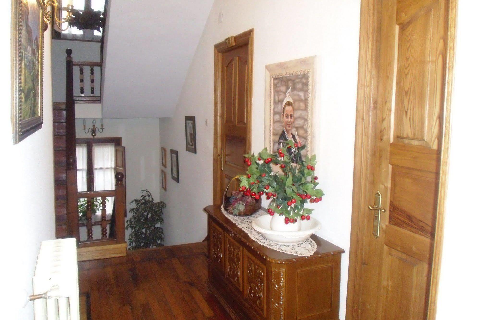 Hotel Rural Villa Elena ปาเนส ภายนอก รูปภาพ